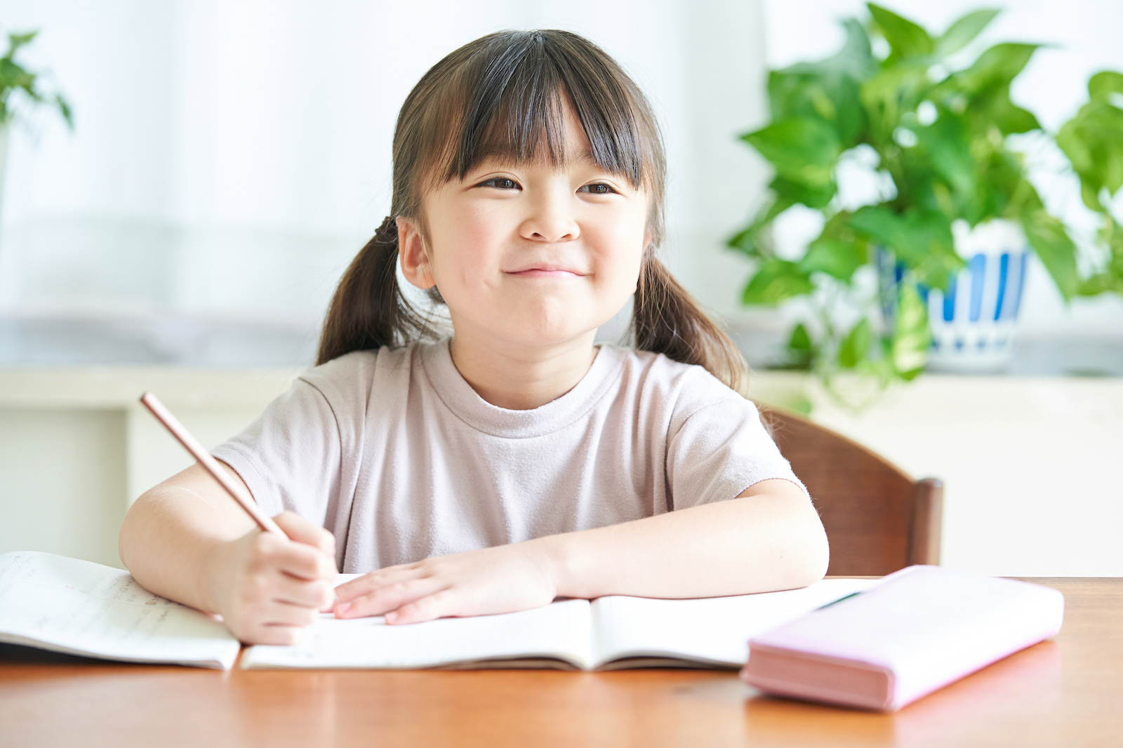 小学生の女の子